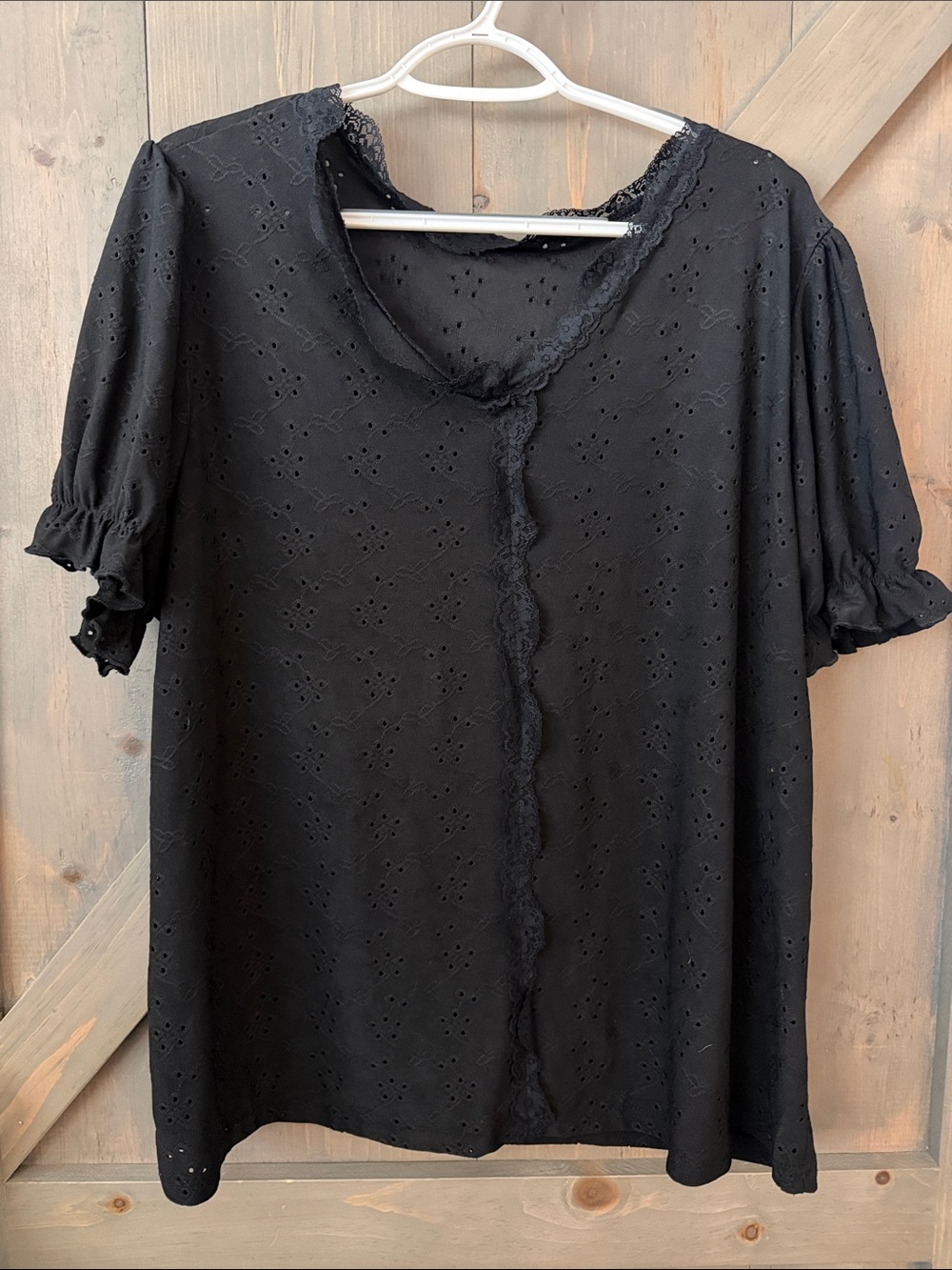 SHEIN Black Eyelet Lace-Trim Short Sleeve Blouse